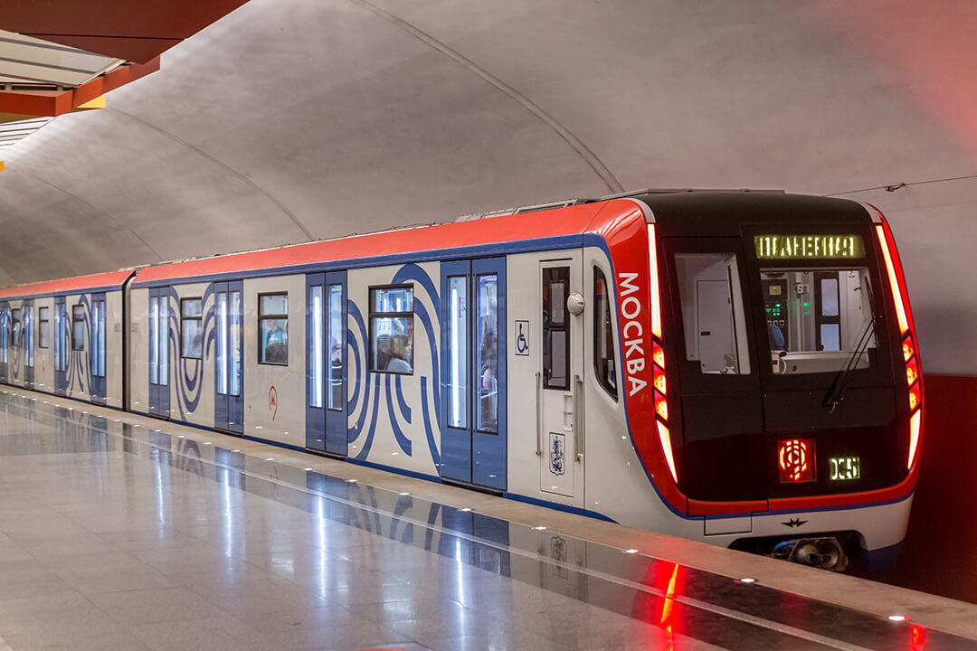 Поставка современных вагонов московскому метрополитену